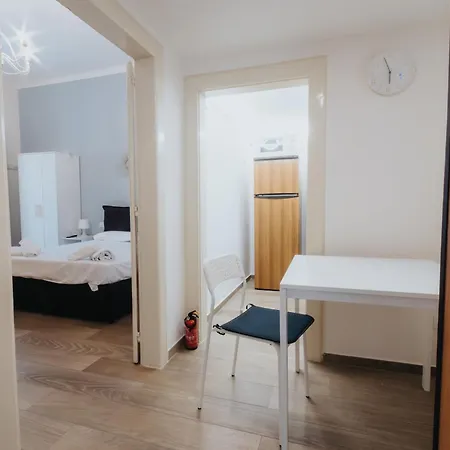 Lägenhet Casa De Papel Bari